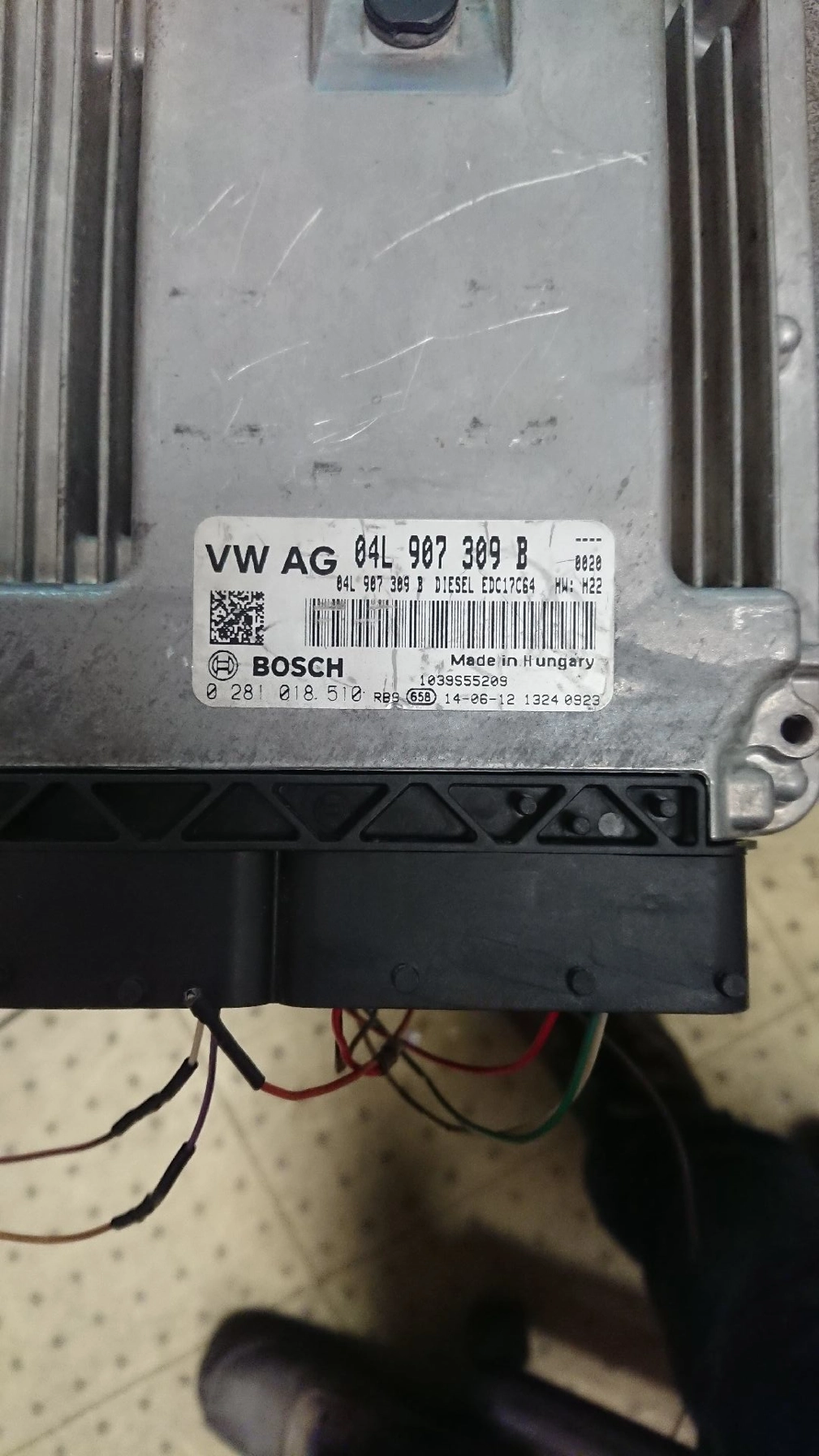 0281018510 04L906021M 4792 1037529016 EDC17C64 VW Golf 1.6TDI CLHA 2015Y ORI+IMMOOFF MTgearbox BENCH FULL.rar