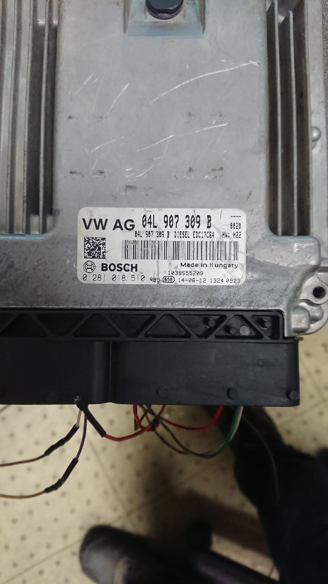 Label for 0281018510 04L906021M 6545 1037538357 EDC17C64 VW Golf 1.6TDI CLHA 2015Y MTgearbox BENCH <span style='color: #D0021B'>FULL</span>.rar ecu backups