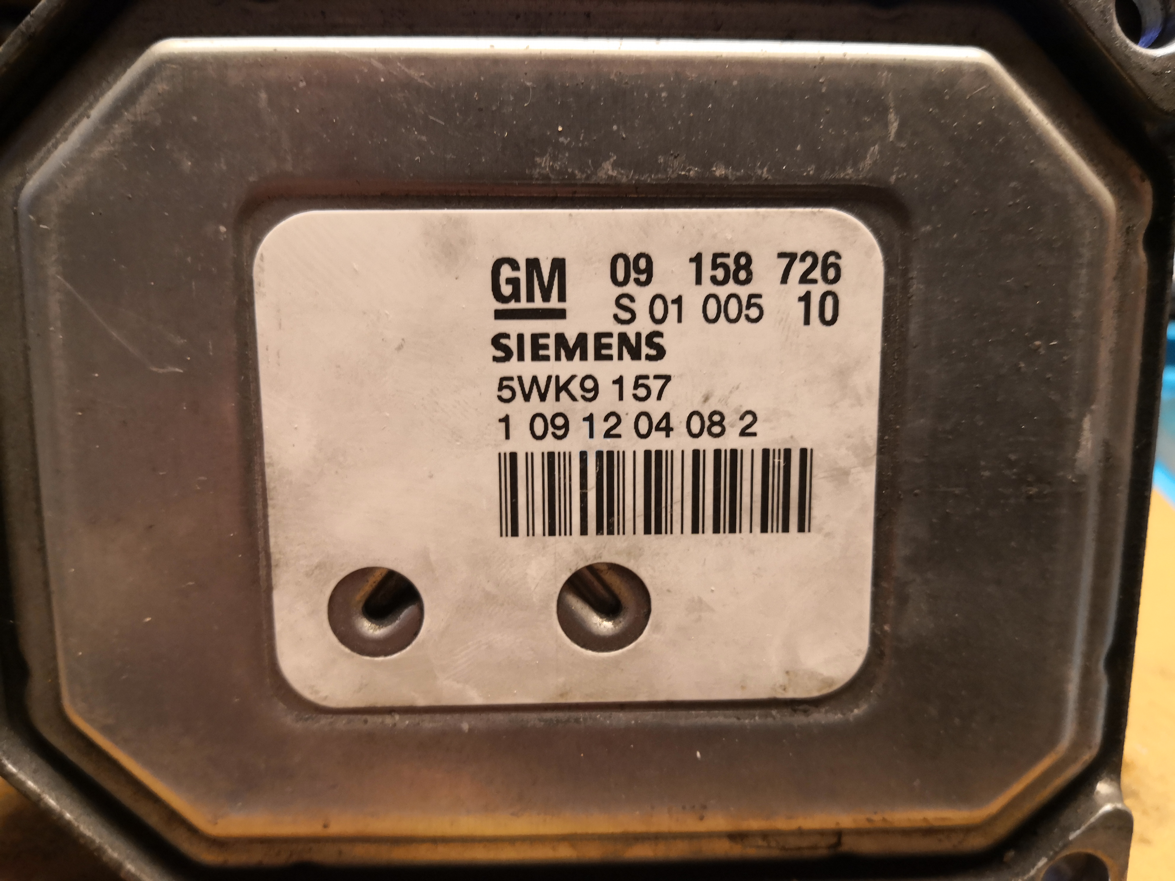Label for 09158726 5WK9157 Opel Astra 1.8 2000 <span style='color: #D0021B'>FULL</span>.rar ecu backups