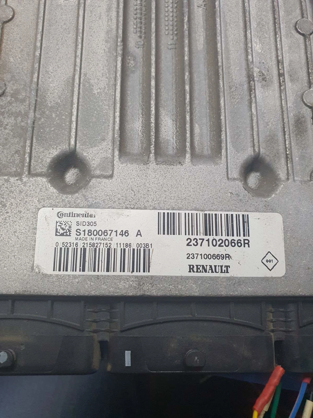 RM621C4000000 RSARM521RSA S180067146A 237102066R 0669R 2067R SID305 RENAULT LAGUNA 1.5DCI 2011Y MTgearbox KTAG FULL.rar