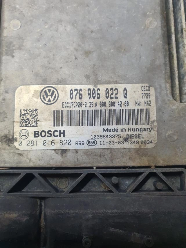 0281016820 076906022Q 10SW084699 EDC17CP20 VW CRAFTER 2.5TDI 2011Y MTgearbox FULL.7z