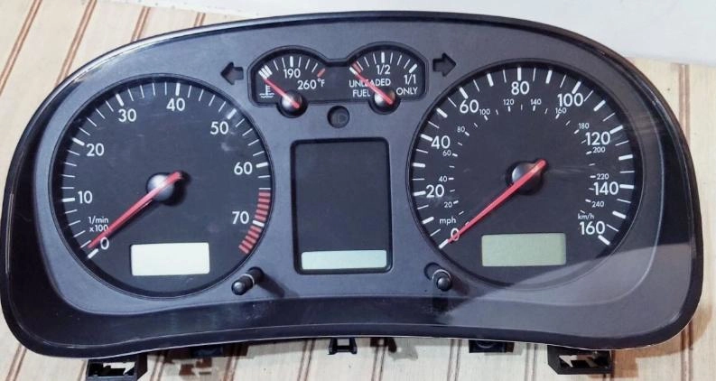 0261207357 ME7.5 95040 1J0920900K DASH VDO 93C86 VW JETTA 2.0i 2001Y PIN06703 STARTSET EEP.7z